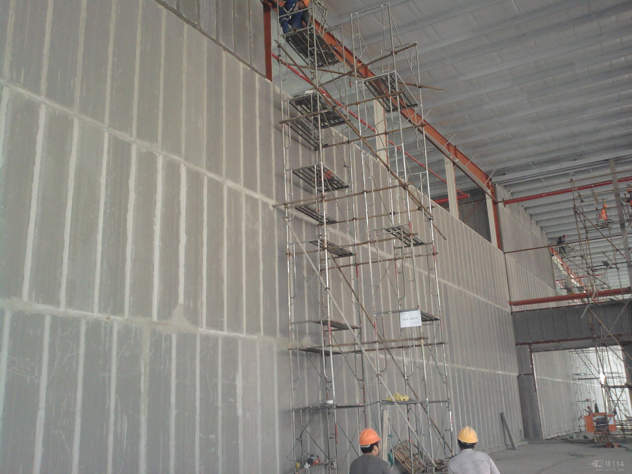 西寧城北銀山輕質(zhì)隔墻板廠 工地施工材料的品質(zhì)之選
